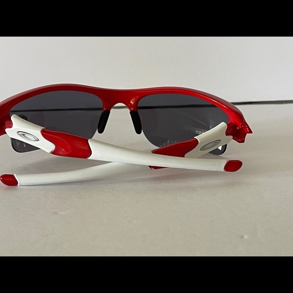 Oakley Sunglasses - Picture 11 of 13
